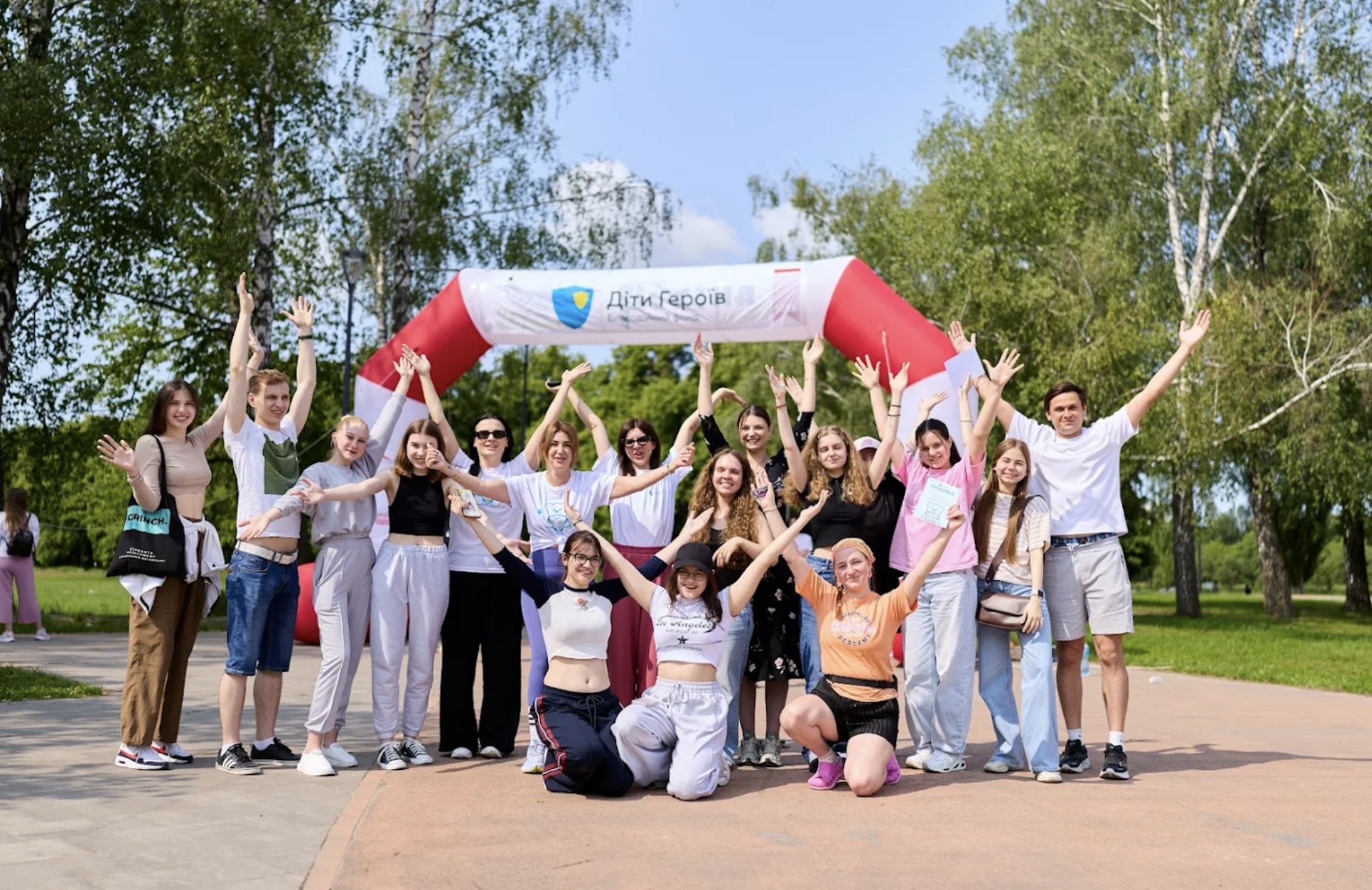 Cтуденти ФПМВ волонтерять у благодійному забігу «Біжу за дітей Героїв»