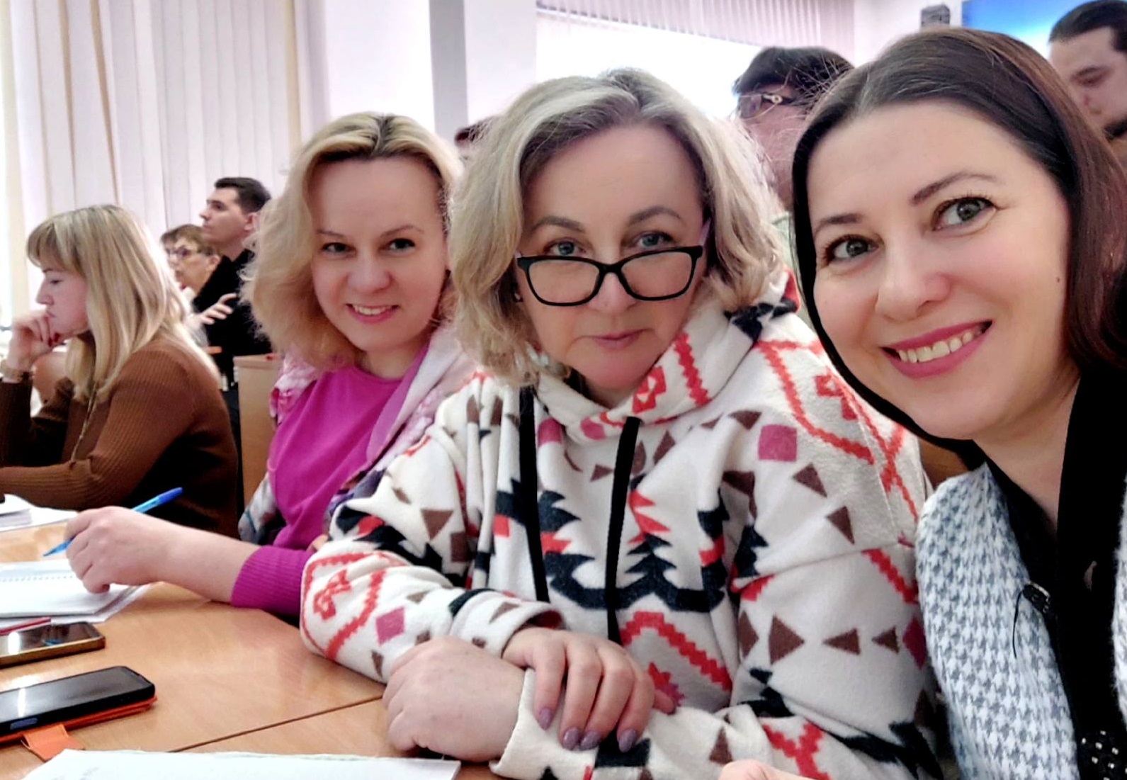 Викладачі кафедри іноземних мов успішно завершили програму підвищення кваліфікації