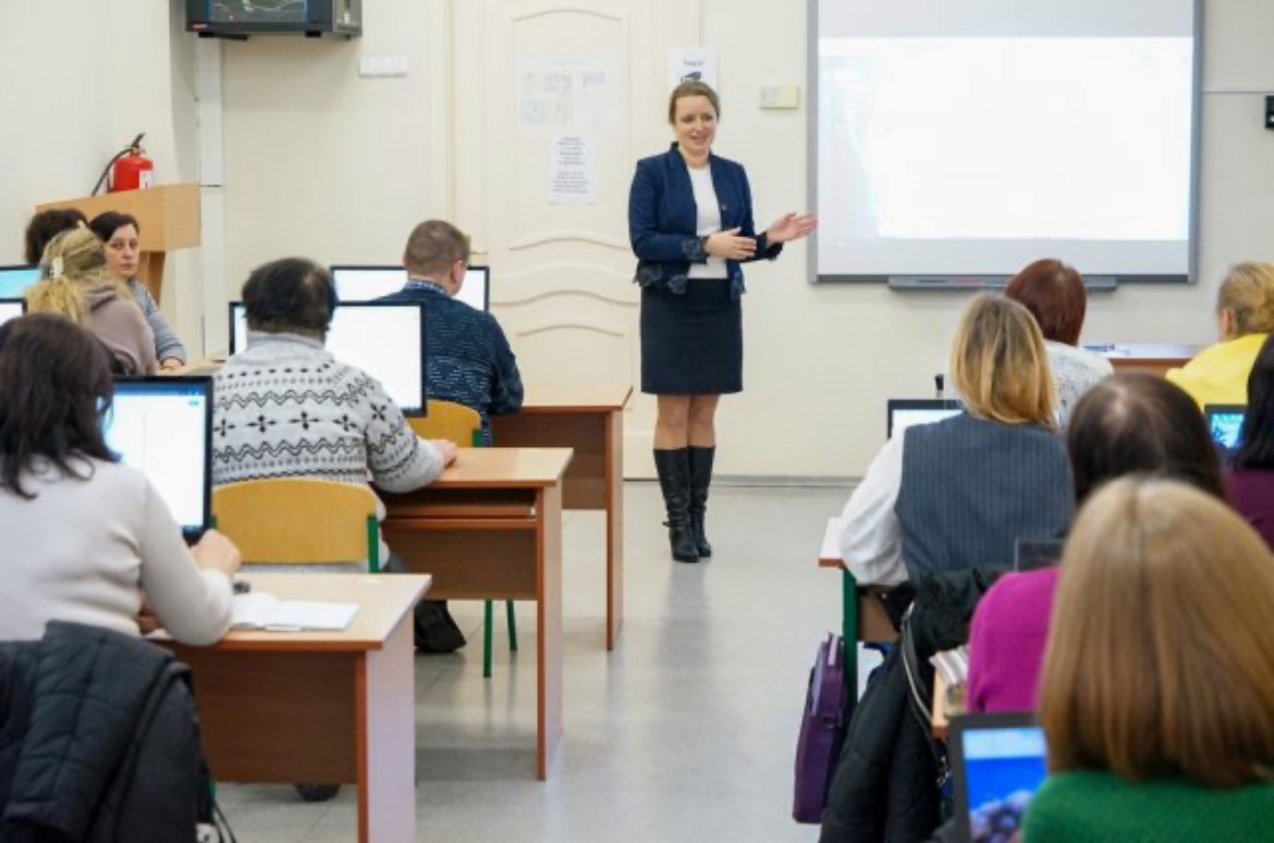 Співробітники кафедри пройшли курс підвищення кваліфікації за дослідницьким модулем