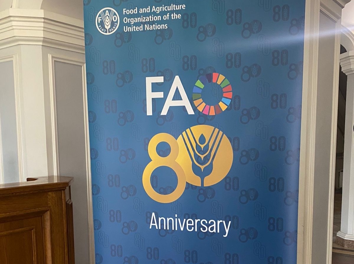 У рамках стажування в МЗС України студентка 4 курсу спеціальності «Міжнародне право» Катерина Резнік відвідала спільний брифінг МЗС України та ФАО