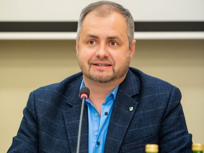 Участь професора кафедри міжнародних відносин Олега КОНДРАТЕНКА у роботі круглого столу на тему: «Світовий порядок після завершення Третьої світової війни» Участь професора кафедри міжнародних відносин Олега КОНДРАТЕНКА у роботі круглого столу на тему: «Світовий порядок після завершення Третьої світової війни»