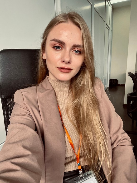 Мазур Анна та Романюк Тетяна