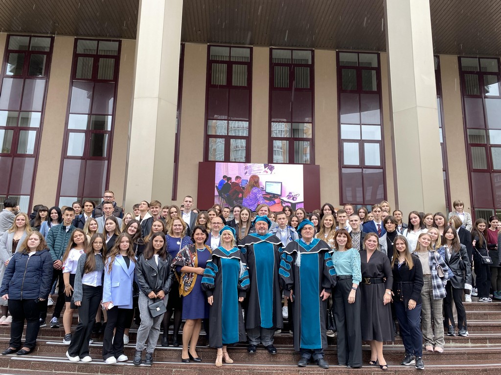 Вступ 2022 року