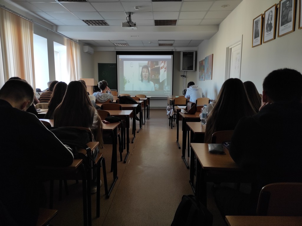 Лекція з адміністративного права з залученням фахівця-практика