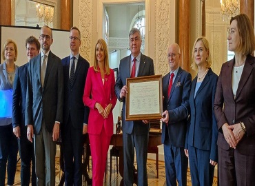 Привітання Василя Яблонського з нагоди отримання диплому лауреата Премії імені Івана Виговського ” width=