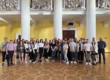 Студенти в ролі депутатів Киїради! Студенти в ролі депутатів Киїради!