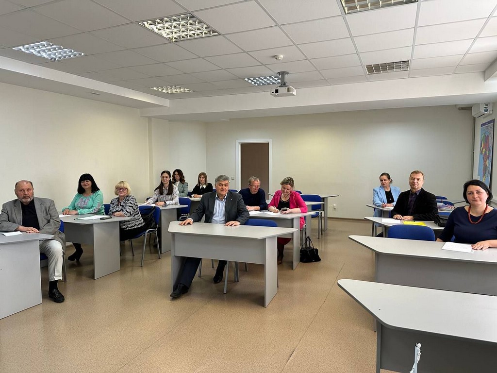 Засідання кафедри» height= Засідання кафедри