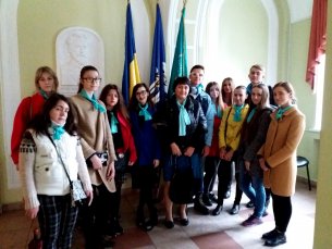 20161007 114528 305x229